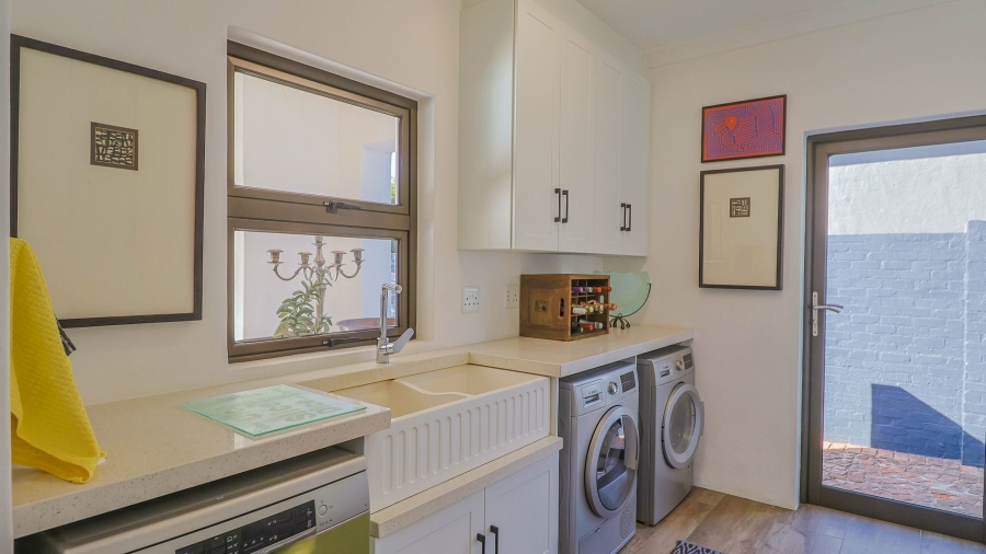 3 Bedroom Property for Sale in The Coves North West